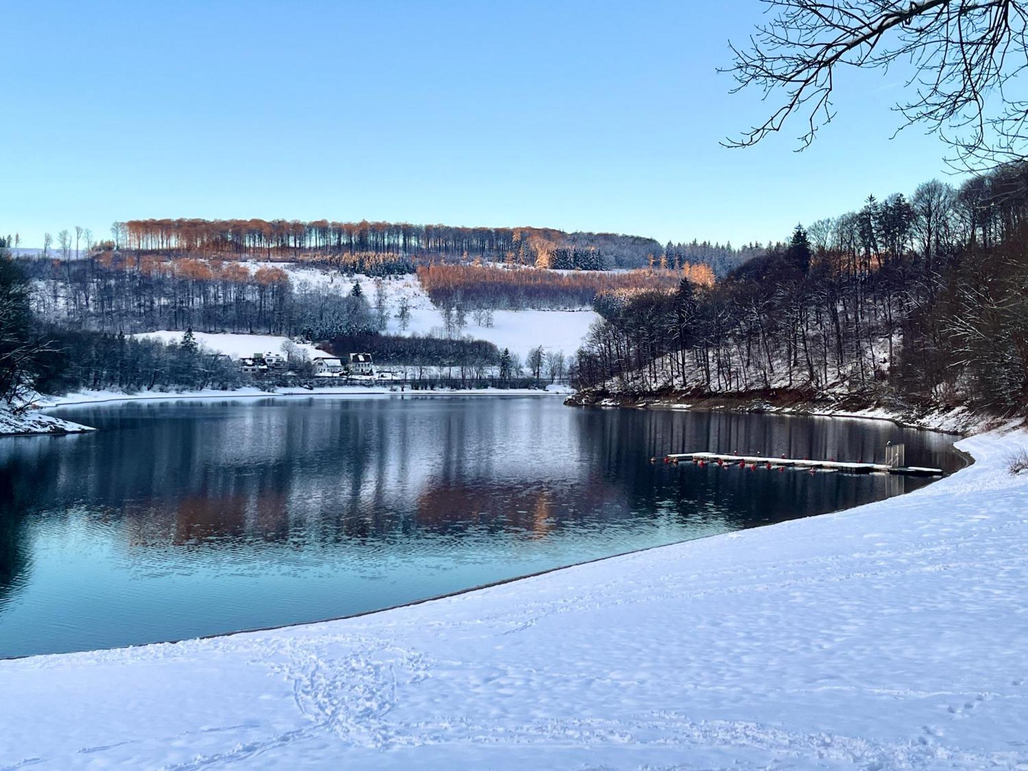 Charmantes Haus Am Hennesee Meschede Exterior foto